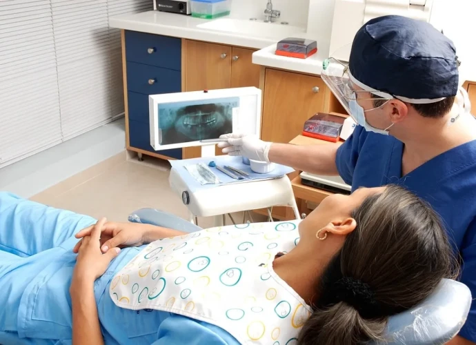 dentist-office-dental-procedure-cleaning-cavities-root-canel-cosmetic-patient