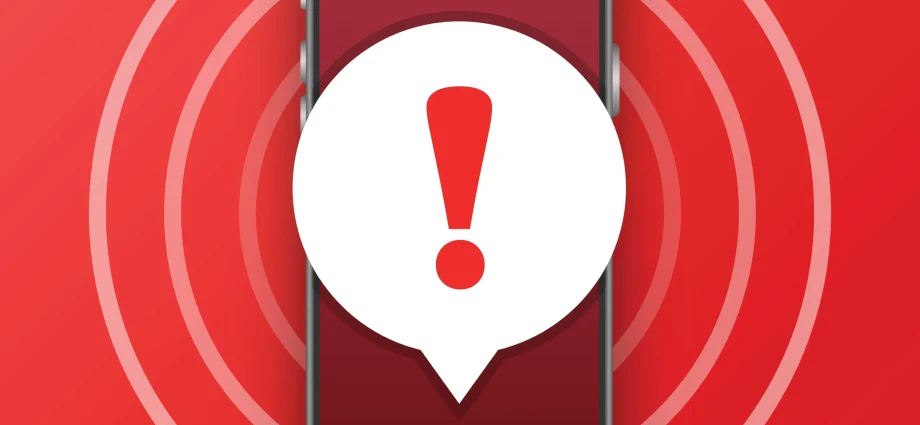 Alert 3 5000 x 5000 jpg