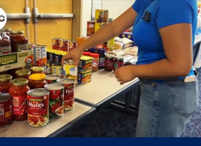 The disappearing federal paychecks, food benefits and health care tax credits